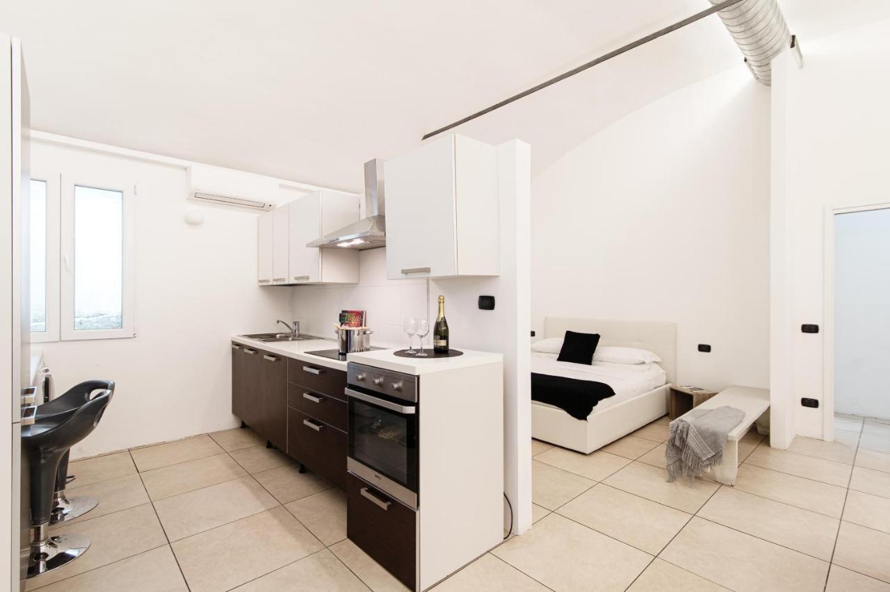 Ferienwohnung Loft Near Duomo Como Exterior foto